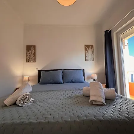 Charming Baixa Iv - 3 Apartamento *