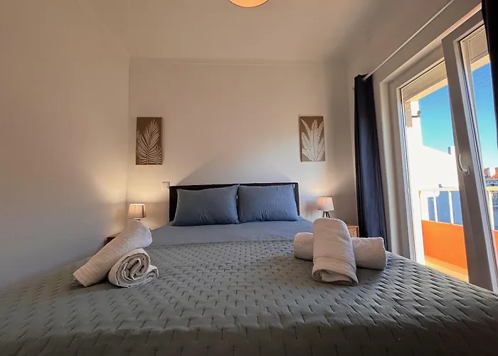 Charming Baixa Iv - 3 アパート *